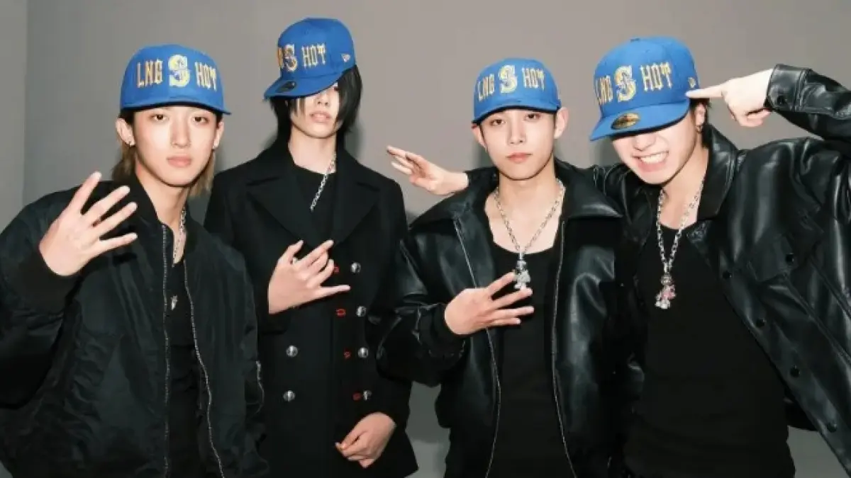 Telah dinanti, Seperti Apakah Desain Light Stick Grup LNGSHOT?