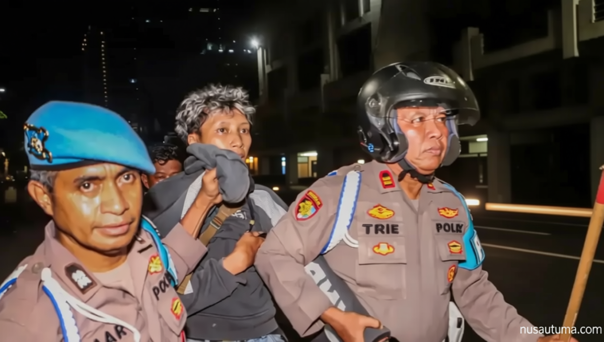 13 dari 24 Demonstran di Surabaya Dibebaskan – KontraS: Status Mereka Kini Saksi
