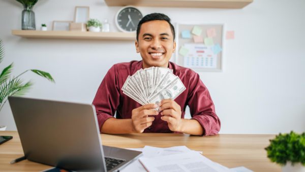 Key Issue: 10 Weton Ini Dianggap Memiliki Bakat Kaya dan Menjadi Pembawa Rezeki Menurut Primbon Jawa