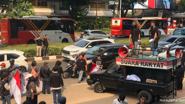 Koalisi Masyarakat Sipil Antikorupsi Geruduk Kejagung, Tuntut Penuntasan Kasus Febrie Adriansyah