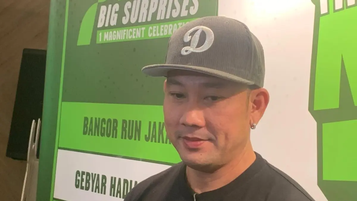 Historic Moment: Rayakan Ultah Perusahaan, Denny Sumargo Bagi-bagi Uang, Fun Run, hingga Festival Musik Bertabur Bintang