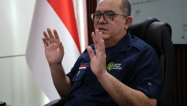 Main Agenda: Pengadaan Perlengkapan Kopdes Merah Putih Tuai Sorotan, Bos Agrinas Akui Tabrak Birokrasi, Apa Alasannya?