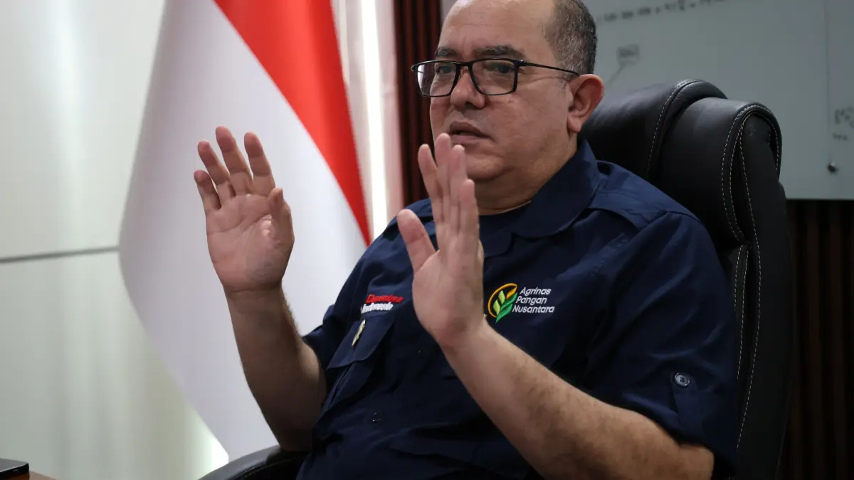 Main Agenda: Pengadaan Perlengkapan Kopdes Merah Putih Tuai Sorotan, Bos Agrinas Akui Tabrak Birokrasi, Apa Alasannya?
