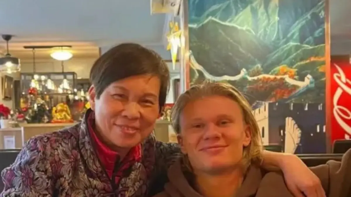 Important Visit: Sisi Sederhana Erling Haaland: Masih Sering Kunjungi Restoran Tionghoa Favorit Masa Kecilnya Bersama Keluarga