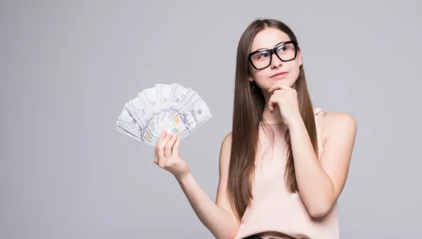 Key Discussion: Sering Menghabiskan Uang, 7 Weton Ini Dipercaya Tetap Memiliki Hoki Finansial yang Baik
