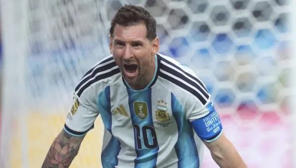 Topics Covered: Prediksi Argentina vs Inggris di Piala Dunia 2026: Jay Bothroyd Yakin Djed Spence Mampu Hentikan Magis Lionel Messi