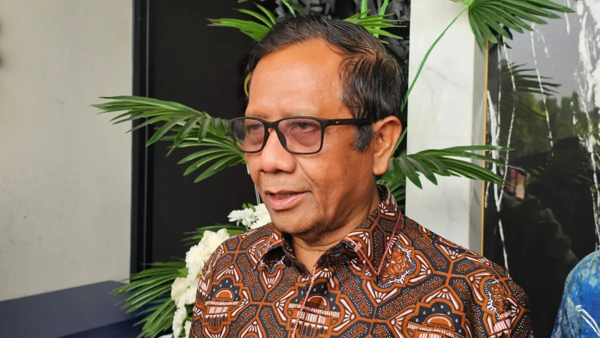 Facing Challenges: 3 Skenario Versi Mahfud MD Usai Kasus Korupsi Eks Jampidsus Febrie Adriansyah Diserahkan ke Kejaksaan