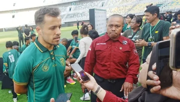 Facing Challenges: Miguel Pereira Seperti di Rumah Sendiri, Senjata Baru Persebaya Surabaya Ramaikan Super League 2026/2027