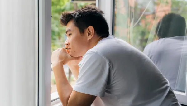 5 Momen Titik Terendah yang Menjadi Awal untuk Bangkit dari Keterpurukan Menurut Psikologi