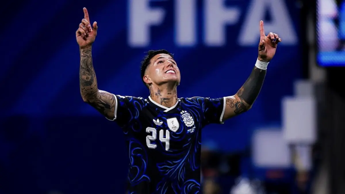 Enzo Fernandez Dapat Motivasi dari Laga Maradona – Nonton Bareng Julian Alvarez!