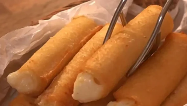 Key Discussion: Resep Crispy Milk Rolls, Roti Gulung Susu Renyah dengan Isian Lembut dan Lumer