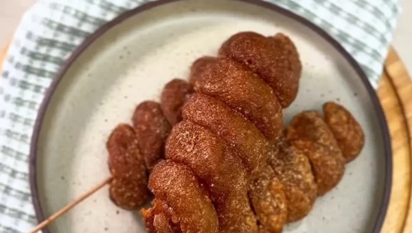Meeting Results: Resep Potato Corn Dog Crispy, Camilan Kentang Isi Sosis dengan Saus Buldak Keju