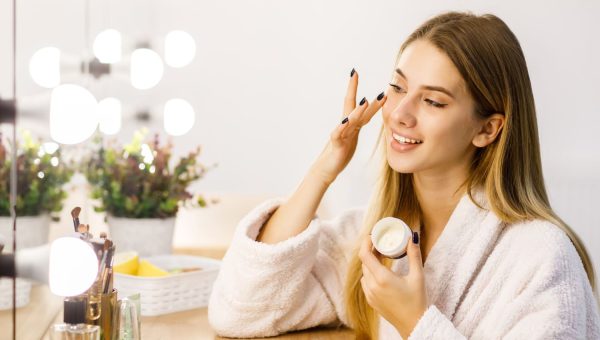 Jangan Langsung Tidur, 7 Langkah Ini Bisa Bantu Menjaga Kesehatan Kulit
