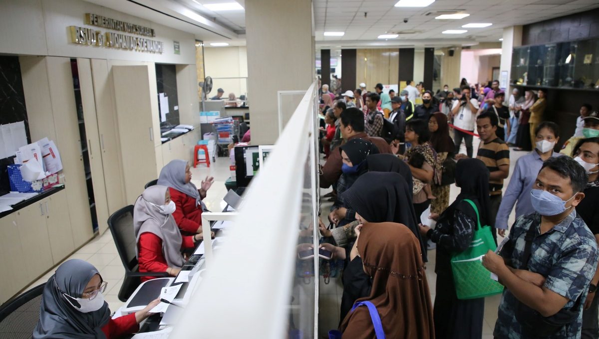Alasan Pasien BPJS Tunggu 8 Jam di RSCM, Kemenkes: Kamar HCU Terbatas