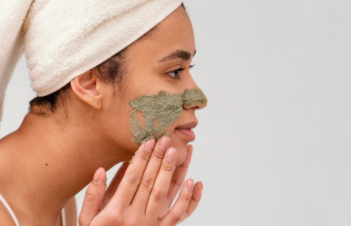 5 Resep Scrub Alami untuk Wajah, Ada Oatmeal hingga Stroberi