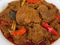 Wajib Coba! Resep Daging Sapi Bumbu Rujak yang Legit, Gurih dan Empuk