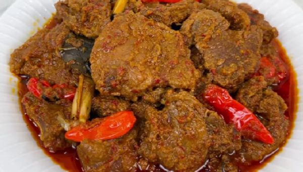 Wajib Coba! Resep Daging Sapi Bumbu Rujak yang Legit, Gurih dan Empuk