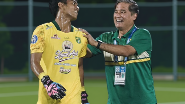 Benny Van Breukelen Dikabarkan Kembali ke Surabaya, Tapi Bukan untuk Persebaya