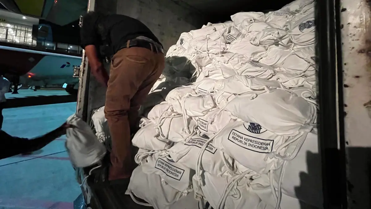253 Ton Bantuan Logistik Sudah Dikirim ke NTT, Proses Distribusi Lewat Jalur Udara, Laut, dan Darat