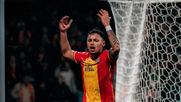 Go Ahead Eagles Tumbangkan ADO Den Haag, Dean James Sumbang Assist