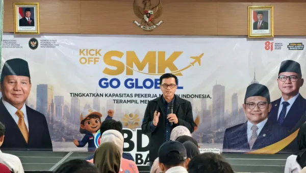 Bisa Tingkatkan Kesejahteraan, Kemenko PM Minta Penempatan PMI Harus Prosedural dan Terlindungi
