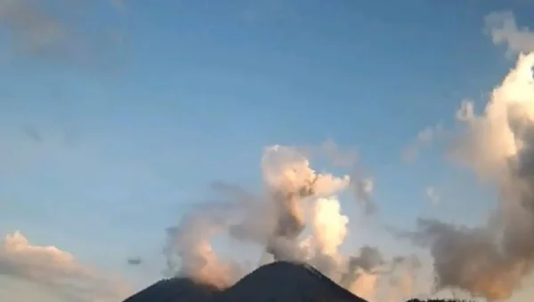 Gunung Lewotobi Laki-laki Meletus Lagi, Lontarkan Abu Vulkanik 1 km