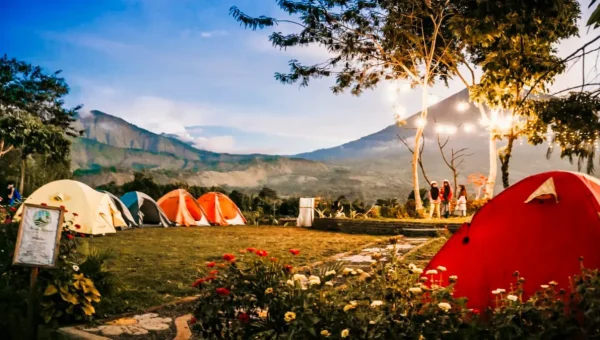 Bangun Pagi di Sembalun Lombok dengan Panorama Rinjani, Ini 5 Spot Camping Pilihan