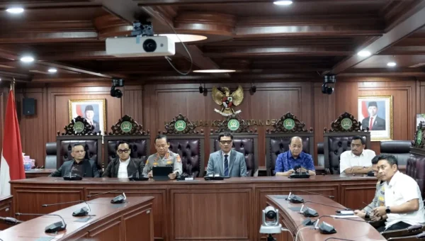 Komisi III DPR Dorong Rekening Botok Dipulihkan, Sebut Tak Ada Unsur Pidana