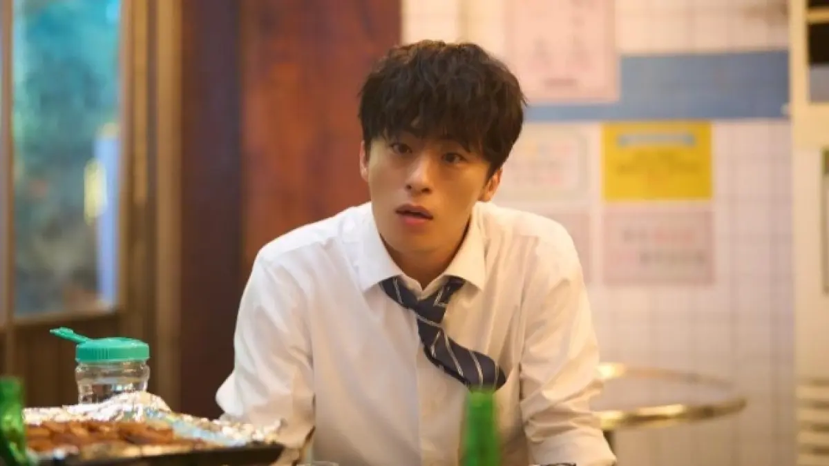 Menarik, Koo Kyo Hwan Dapat Bangkit Kembali dari Kematian dalam Film Baru Revival Man: The Red