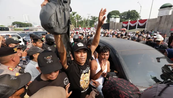 Rekening Mas Botok AMPB Diblokir, Eks Pimpinan PPATK: Kepercayaan Publik kepada Bank Bisa Hilang