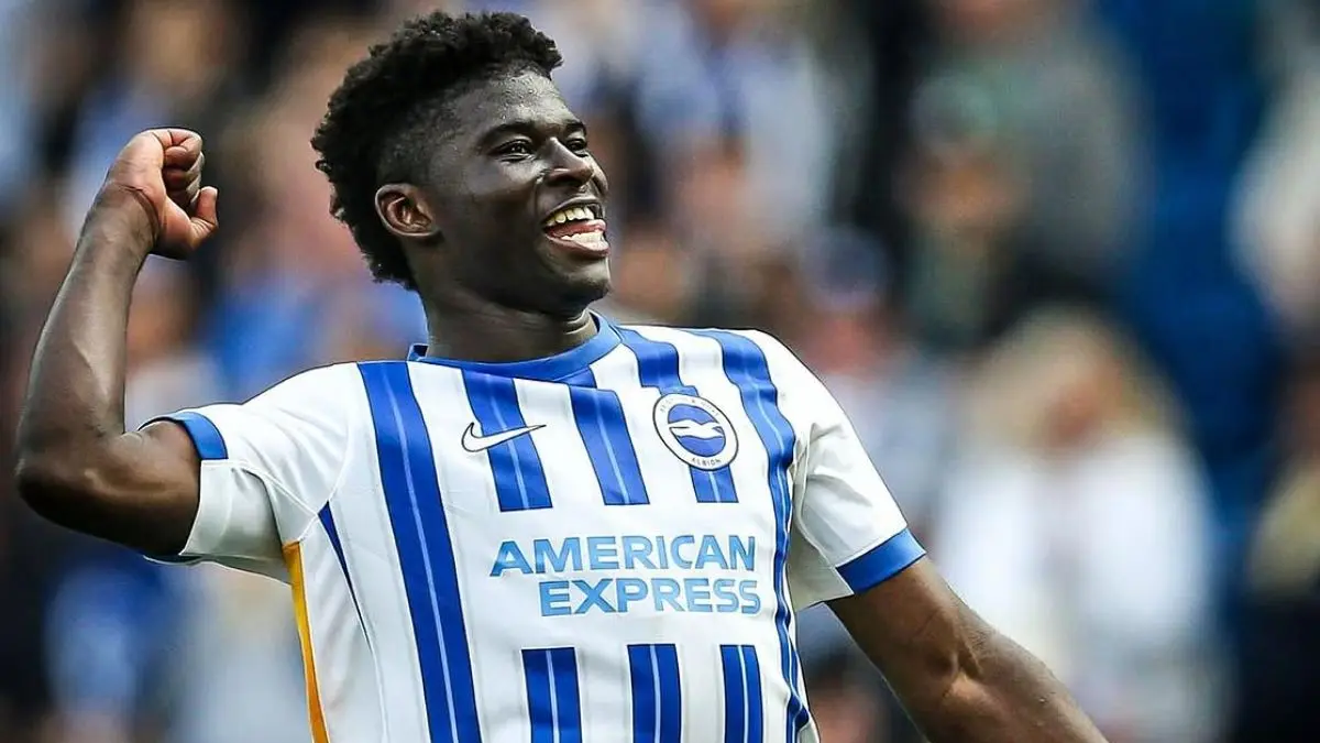 Manchester United Resmi Datangkan Carlos Baleba dari Brighton, Dikontrak 5+1 Tahun