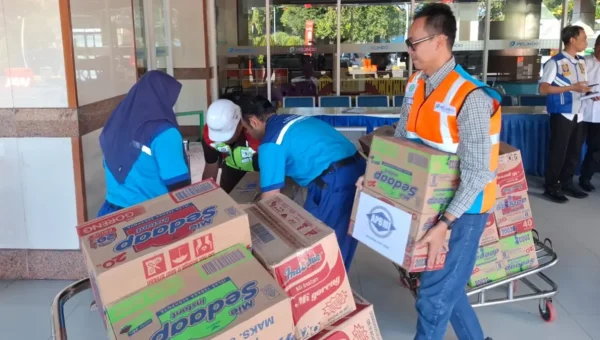 PELNI Gratiskan Ongkir Bantuan Gempa NTT via Kapal