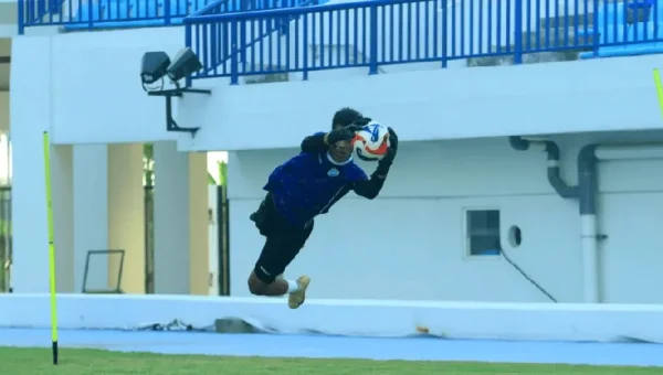 Persela Lamongan Punya Empat Kiper Jelang Championship Musim 2026/27, Bima Sakti Cari Kiper Modern