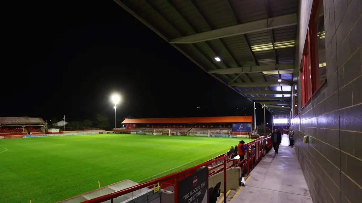 Drama Keuangan Ebbsfleet United Bikin Klub Diskors Jelang Musim Baru