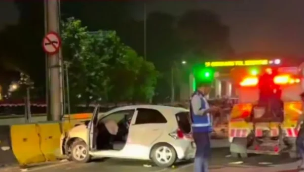 2 Orang Alami Luka Usai Tabrakan Beruntun di Tol Senayan
