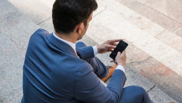 Tak Aktif di Media Sosial Bukan Berarti Aneh, Ini 8 Manfaat yang Bisa Didapat
