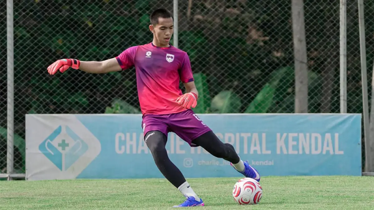 Pulang dari Timnas Indonesia U-20, Er Deva Aulia Egon Bidik Menit Bermain di Kendal Tornado FC