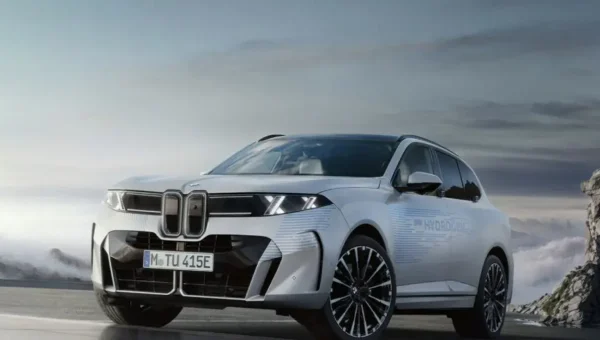 BMW Uji Coba iX5 Bertenaga Hidrogen dengan Jarak Tempuh 750 km