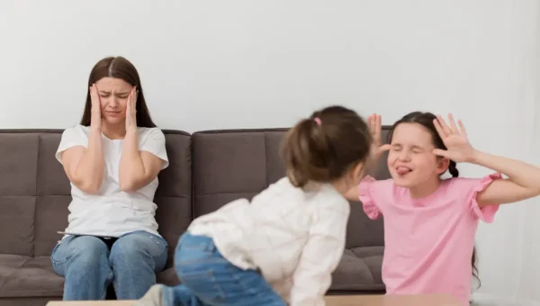 6 Kebiasaan Anak yang Dibesarkan oleh Orang Tua yang Memiliki Kesabaran Setipis Tisu