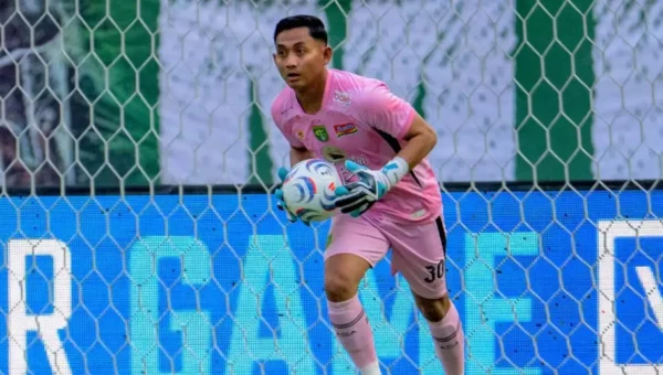 Reza Arya Pratama Ungkap Kekecewaan Usai Persebaya Surabaya Ditahan Imbang Garudayaksa FC