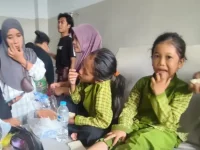 Ratusan Siswa di Lombok Tengah Keracunan MBG, Yayasan Malah Salahkan Siswa yang Punya Maag