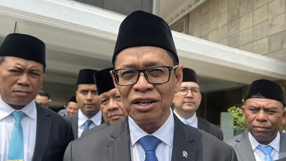 Pemerintah Masih Tahan Harga Pertalite dan Biosolar meski Minyak Dunia USD 107 per Barel